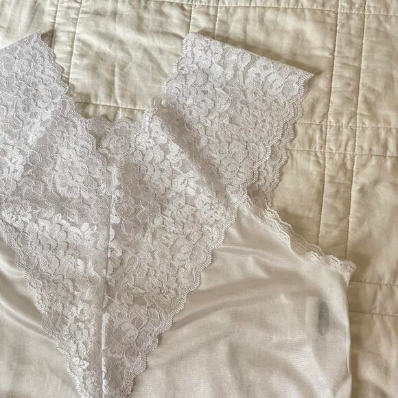 Vintage Y2K white lace cami womens m dainty slip coquette angel romantic sheer - Picture 6 of 7